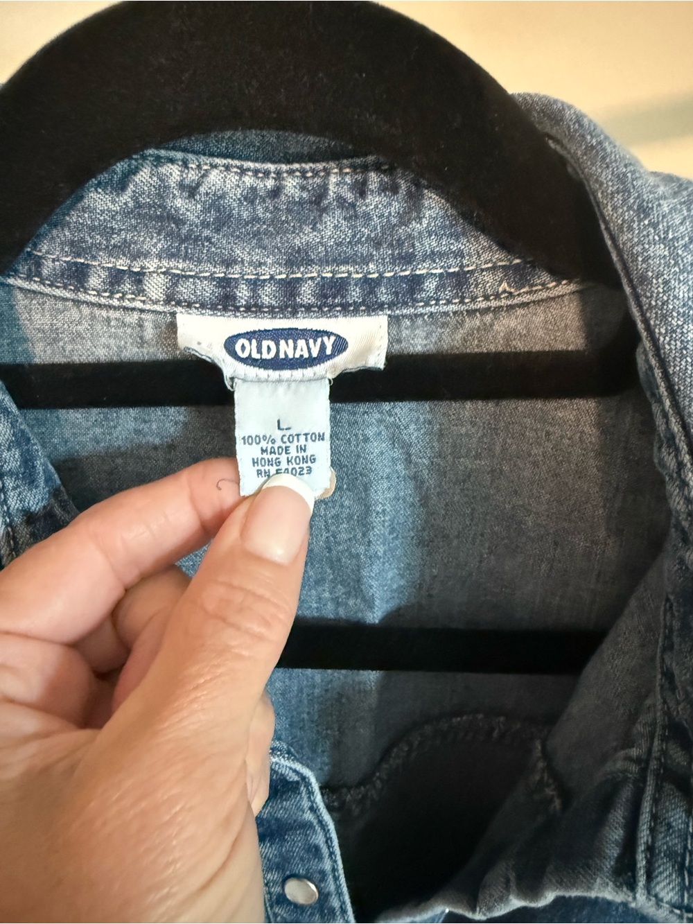 Old Navy Blue Denim Button-Down Shirt - Picture 2 of 8